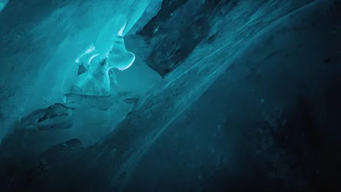 Deep blue ice cave interior with frozen water Stock-Footage 333131620