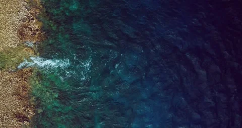 Deep Blue Ocean Reef Split Aerial Top View Background 스톡 동영상 335647105