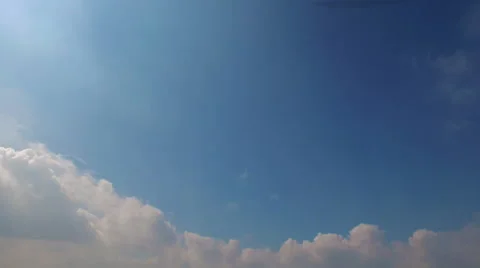 Deep blue sky and white clouds down to downtown city skyline, New Orleans, LA Stock-Footage 53379080