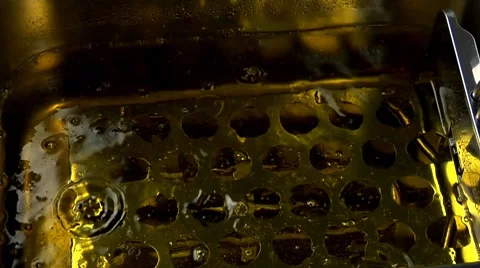 Deep-frying chips Video stock 8572972