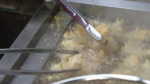 Deep Frying Crispy Korean Style Chicken in Boiling Hot Oil Video stock 343026772
