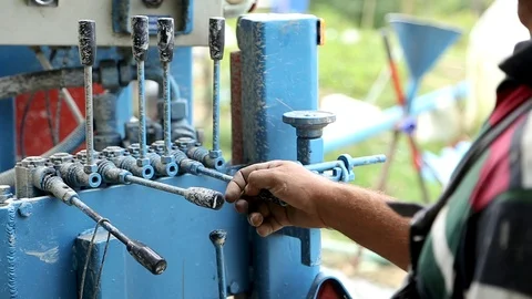 Deep ground drilling machine Stock Footage 92501631