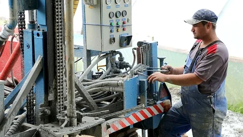 Deep ground drilling machine Stock Footage 92501661