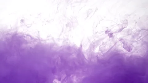 Deep purple paint in water Video stock 165595646