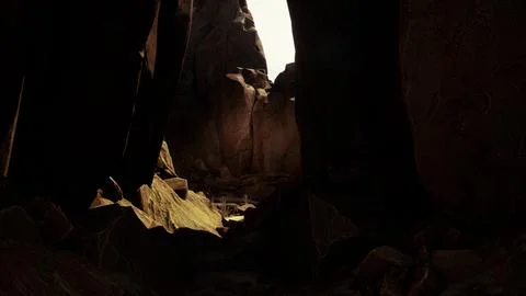 Deep red stone cave scenery Illustrazione stock