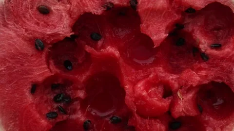 Deep scooping motion in ripe watermelon ASMR sounds Vídeos de archivo 314223801