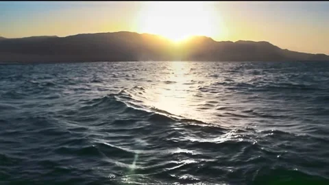 Deep Sea waves at sunset Video stock 164214333