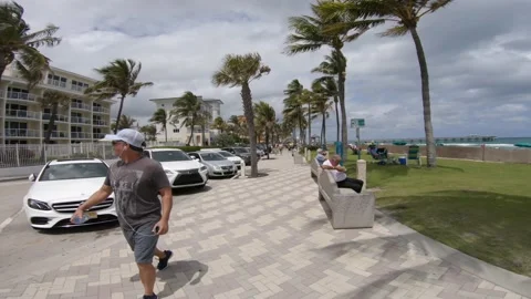 Deerfield Beach Northbound Walkway Video stock 200798051