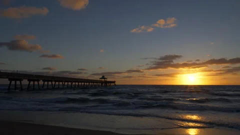 Deerfield Beach Pier Sunrise Video stock 200839629