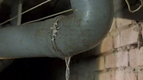 Defective sewer 库存影片 45588189