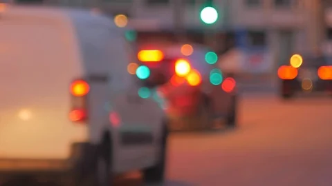 Defocus blur traffic background 動画素材 108155952