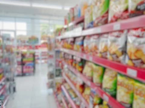 Defocused abstrack background of minimarket or convenience store Фото