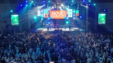 Defocused Abstract Background of Large group of audience at live music festival 스톡 동영상 294274555