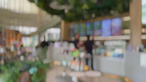 Defocused of coffee shop, people ordering and waiting for orders. Stock Footage 276704411