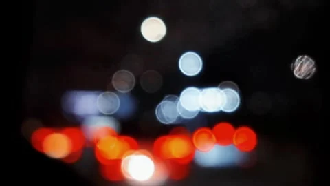 Defocused Night Street Traffic Lights 스톡 동영상 334091153
