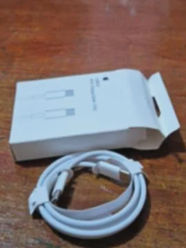 Defocused white USB-C Foto stock