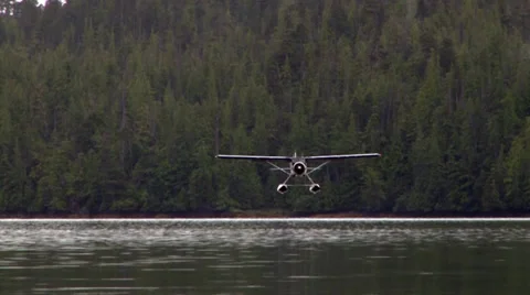 Dehavilland Beaver Float Plane Stock Footage 35620380