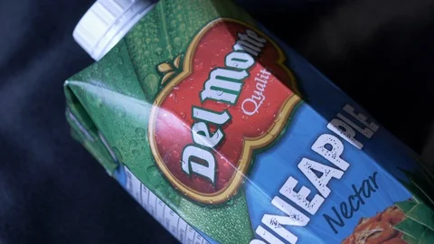 Del monte nectar logo mediume closeup top shot 4k 動画素材 108066278