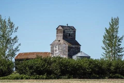 Delapitated Grain Elevator Stock-Fotos