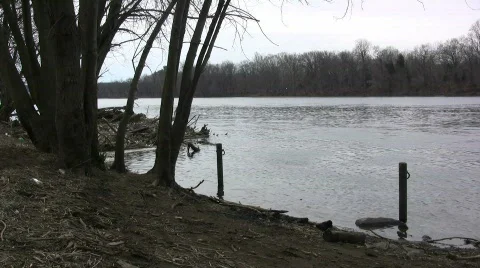 Delaware River in winter Stock Footage 690851