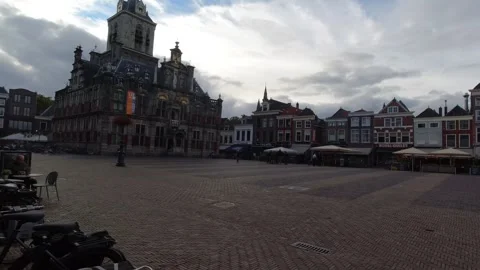 Delft, Netherlands. Markt, panorama. Video stock 256123352