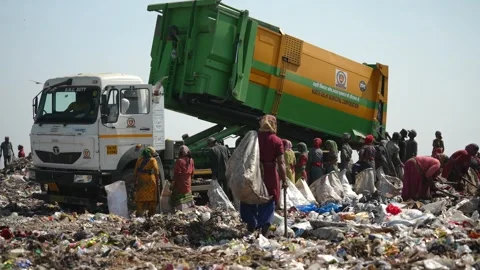 Delhi's Land fill 動画素材 248056183