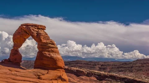 Delicate Arch with tourists FULL HD Stock Footage 134643048