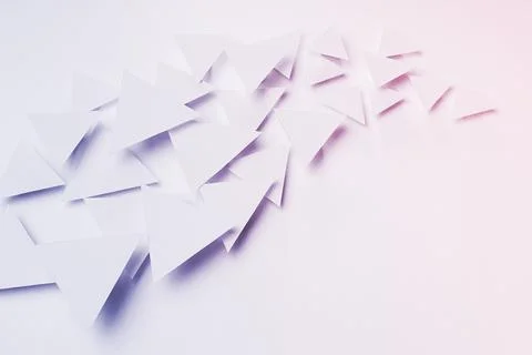 Delicate wave shape of light purple and pink triangles in gradient soar in sh Foto stock