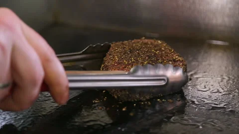 Delicious beef steak in black breaded pepper Stock-Footage 91270170