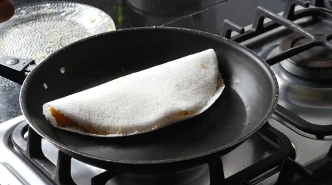 Delicious Brazilian Tapioca Vídeos de archivo 68915892