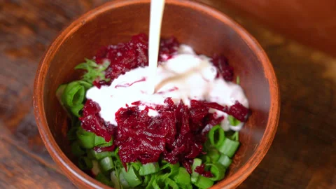 Delicious cold beetroot soup in top-down pan view Stockbeeldmateriaal 250442624