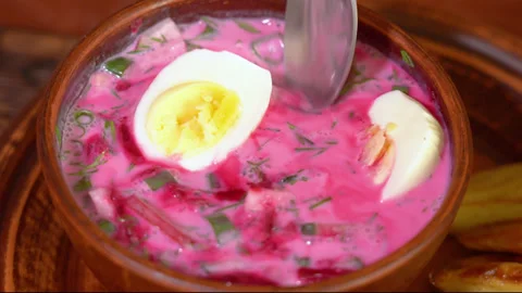 Delicious cold beetroot soup in top-down pan view Stockbeeldmateriaal 250442797