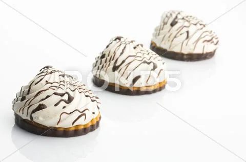 Delicious cream cookies Stock Photos