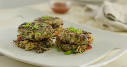 Delicious Finished Dish 스톡 동영상 105370597