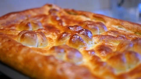 Delicious freshly made pie Vídeo Stock 65366333