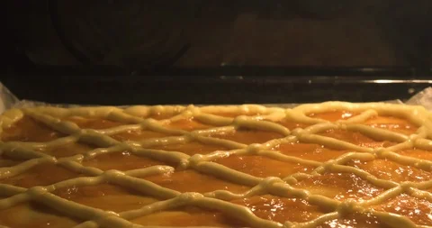 Delicious fruit pie baked in the oven Stock Footage 87471617