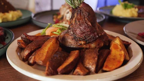 Delicious lamb with a side of potatoes Stock-Footage 152607350