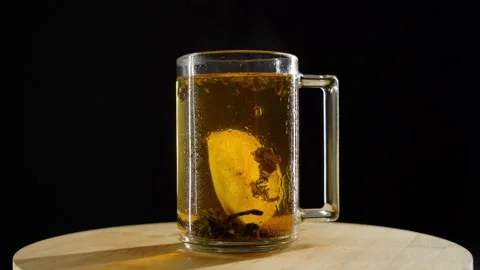 Delicious tea with lemon. transparent cup. parallax. Stock Footage 229920142