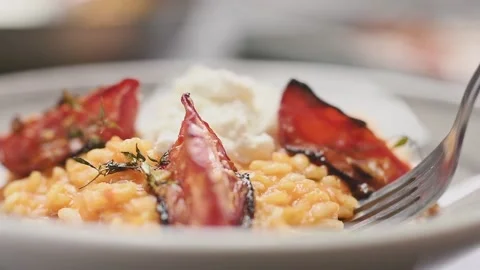 Delicious tomato risotto, served on a plate. Stock Footage 159399605