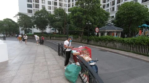 Deliver brought orders by motorbike to a big neighborhood Video stock 157714853