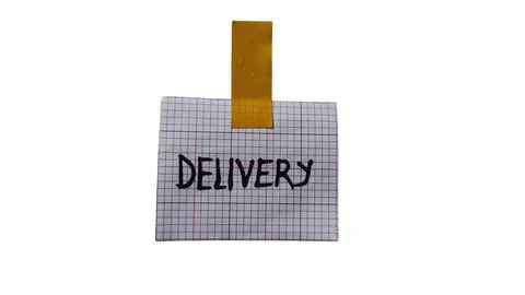 Delivery drone dropping package on building rooftop Ilustración de archivo