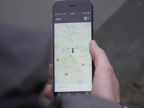 Delivery guy checks smartphone app02 動画素材 75760974