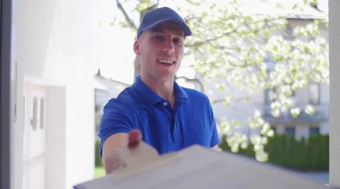 Delivery guy customer POV 스톡 동영상 49788861