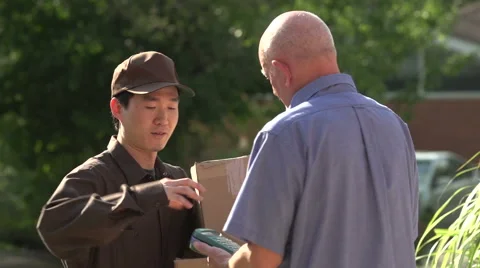 Delivery man delivering packages to customer Stock-Footage 44814720