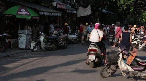 Delivery Man in Hanoi Vídeo Stock 61400645