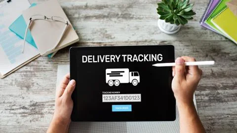 Delivery tracking form on device screen. E-commerce and business concept. Foto stock
