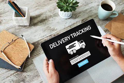 Delivery tracking form on device screen. E-commerce and business concept. Foto stock