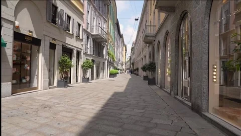 VIA DELLA SPIGA Video stock 245011177