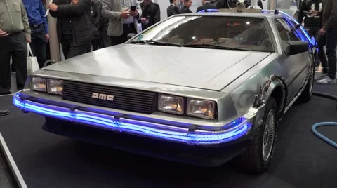 DeLorean DMC-12 Time Machine 스톡 동영상 68644434