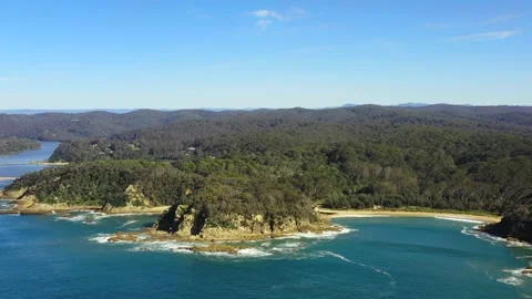 Delta of Bega river entering Pacific ocean at Tathra beach Sapphire coast 4k. Stock Footage 183110656